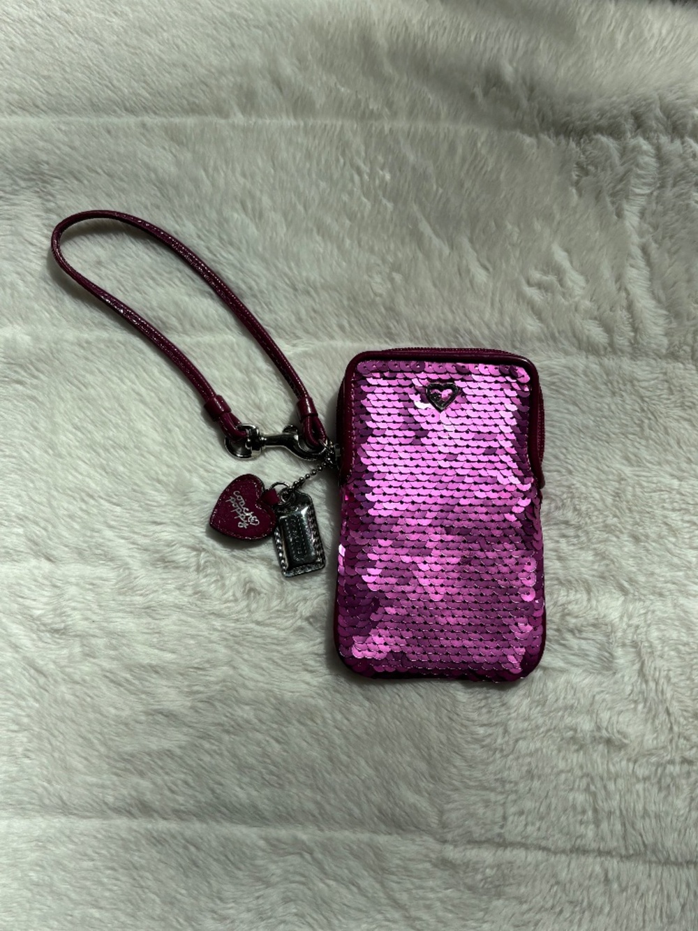 Coach Poppy Magenta Pink Sequin Wristlet Wallet Clutch - Y2K Aesthetic